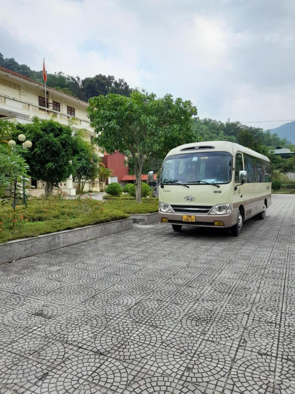 Hotel Khach San Vuon Quoc Gia Ba Be à Bac Kan Extérieur photo